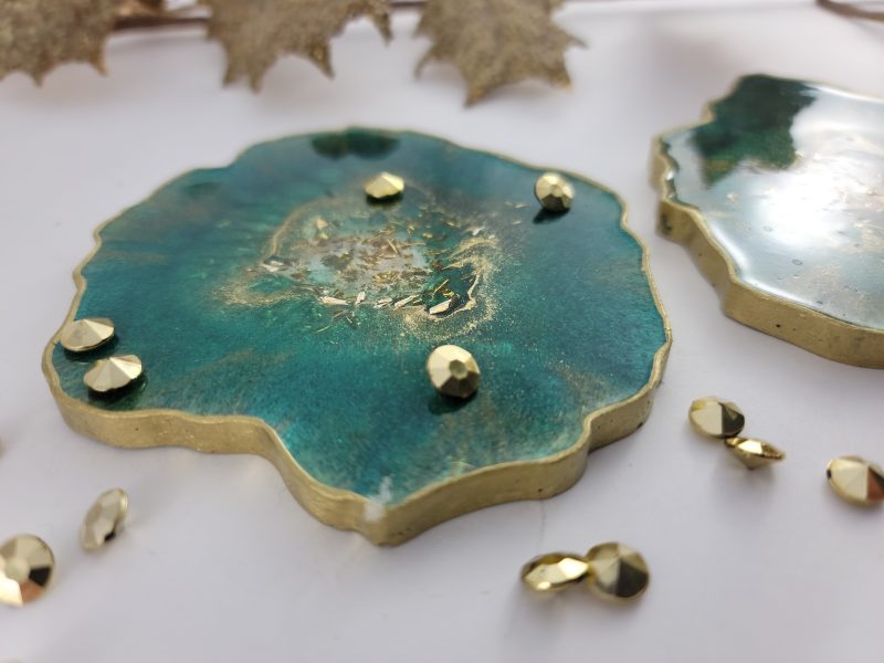 Green and gold agate coasters - Image 4